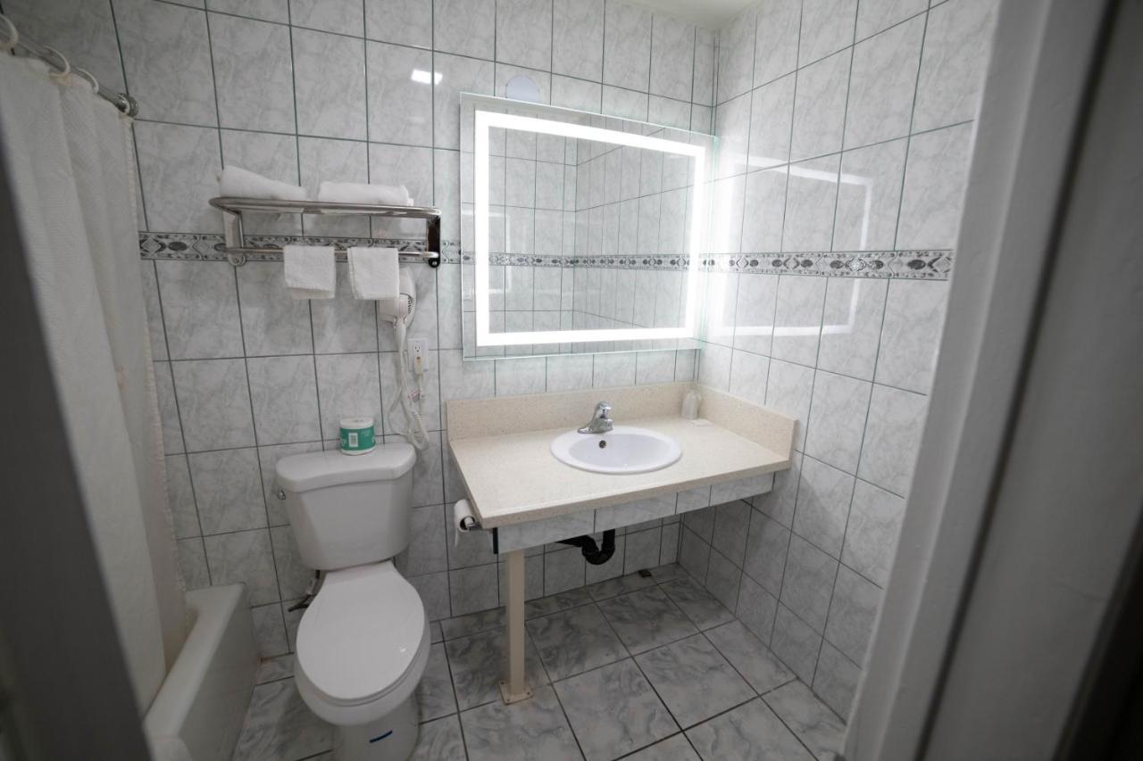 Artesia Motor Inn Bellflower Eksteriør billede