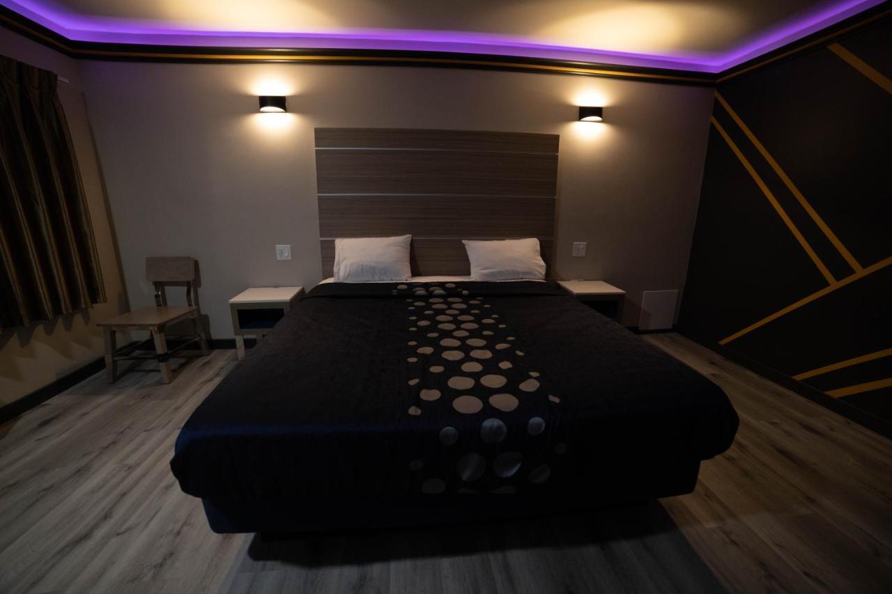 Artesia Motor Inn Bellflower Eksteriør billede